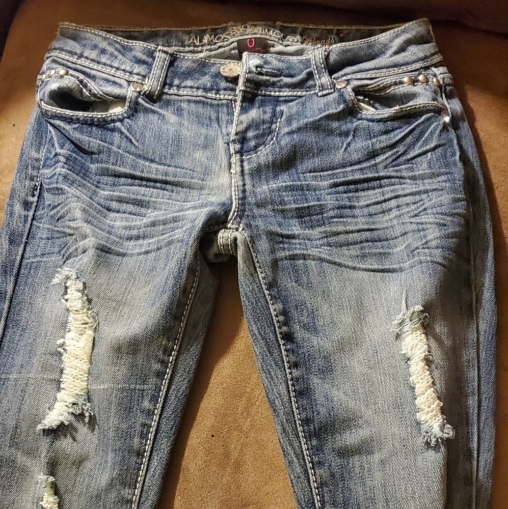 size 0 'Almost Famous'